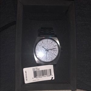 Never worn Nixon watch